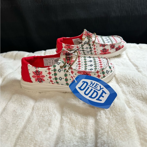Hey Dude Other - NWT Hey Dudes Wendy Ugly Sweater Shoes Size Youth 2